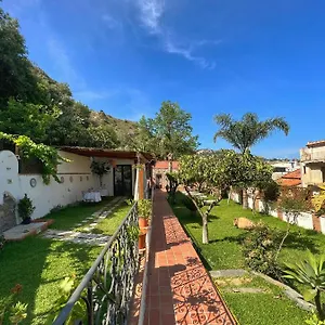 Vittoria Nocleg ze śniadaniem Giardini-Naxos